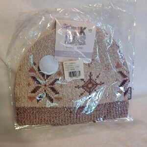 Muk Luks Ivory and Plum Knit Beanie Touch Screen Compatible